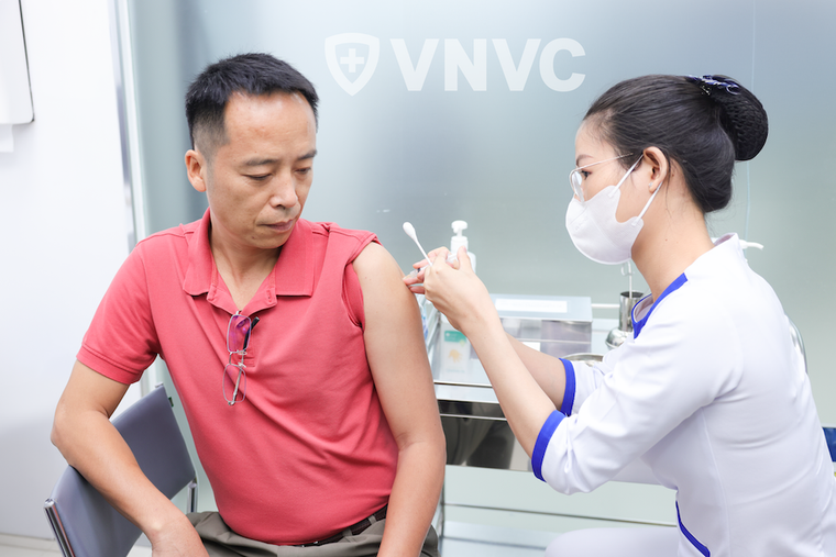 VNVC ra mắt vắc xin phòng tái phát zona thần kinh, đặc biệt hiệu quả cho người trên 50 tuổi ảnh 1