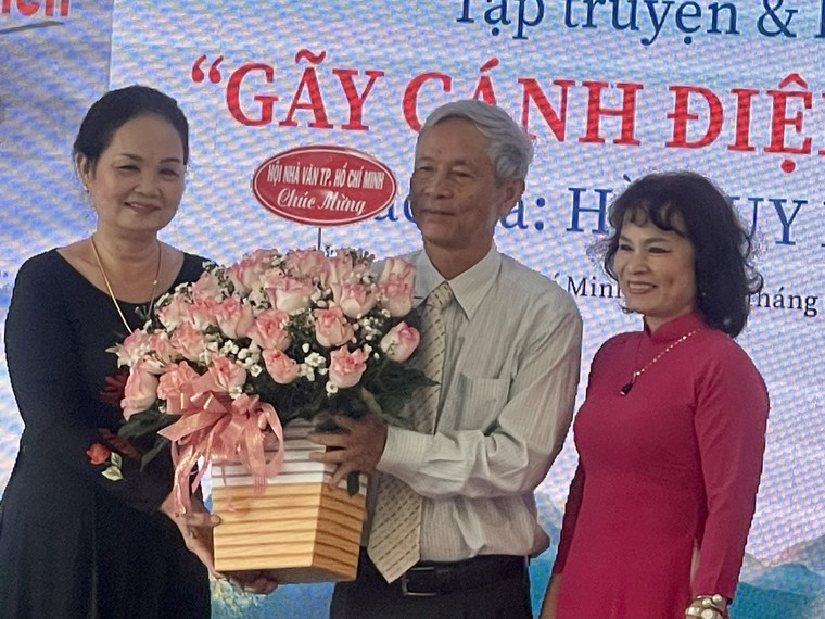 Hồi ký của điệp viên “xuất quỷ nhập thần” đánh cắp máy bay Mỹ ảnh 2