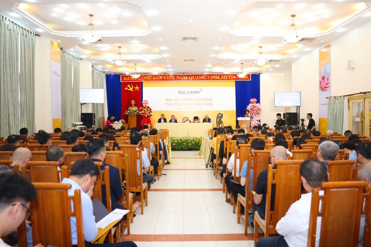 ĐHĐCĐ Bac A Bank: Tăng vốn lên 12.350 tỷ đồng, mục tiêu lợi nhuận 1.300 tỷ đồng ảnh 2