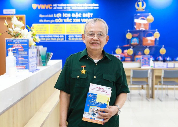 VNVC tiêm miễn phí vắc xin cúm cho cựu binh, thương bệnh binh, người có công với cách mạng ảnh 2
