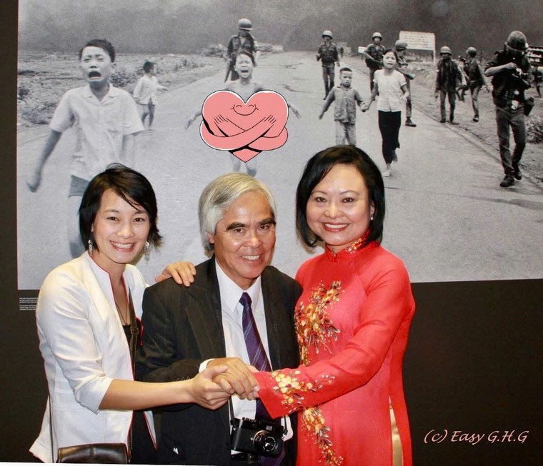 Nhiếp ảnh gia Nick Út đang bị tấn công? ảnh 1