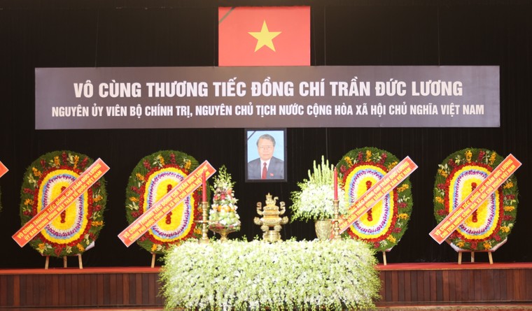 Lãnh đạo và nhân dân TP.HCM vô cùng thương tiếc nguyên Chủ tịch nước Trần Đức Lương ảnh 5
