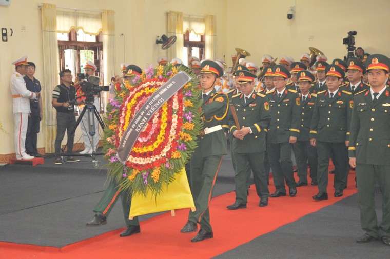 Lễ viếng nguyên Chủ tịch nước Trần Đức Lương tại quê nhà ảnh 1