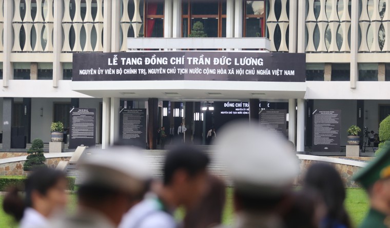 TP.HCM: Bắt đầu Lễ viếng và Lễ truy điệu nguyên Chủ tịch nước Trần Đức Lương ảnh 4