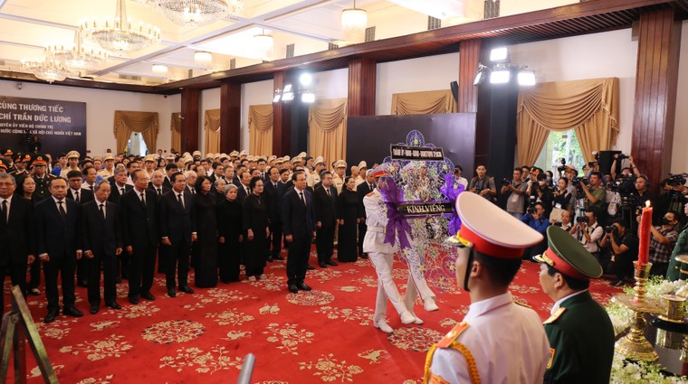 Lãnh đạo và nhân dân TP.HCM vô cùng thương tiếc nguyên Chủ tịch nước Trần Đức Lương ảnh 3