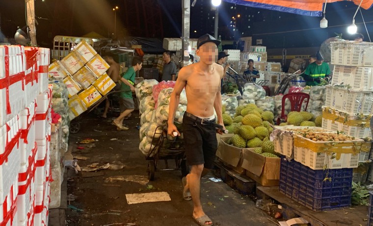 Chợ đầu mối thở dài...! ảnh 2