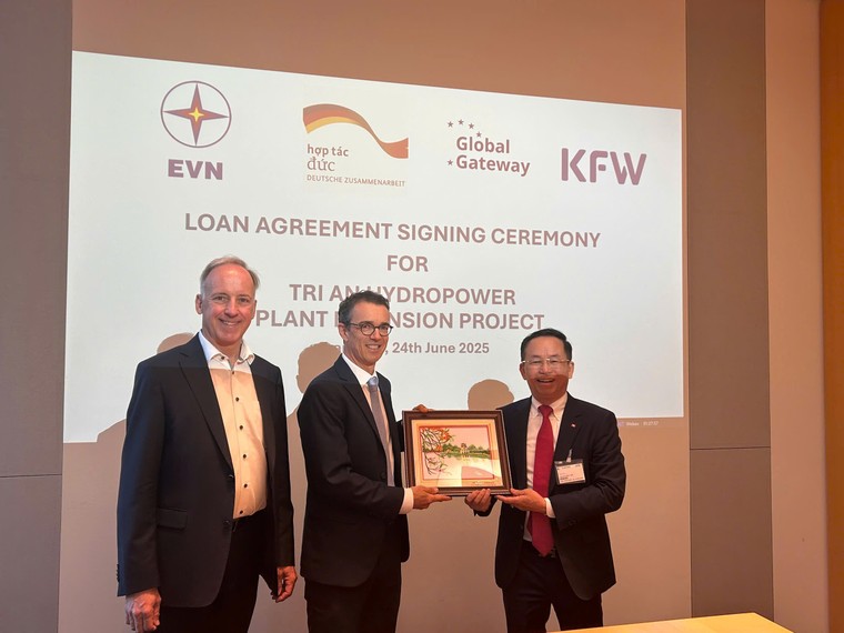 EVN vay Ngân hàng Tái thiết Đức 65 triệu EUR mở rộng Thủy điện Trị An ảnh 2