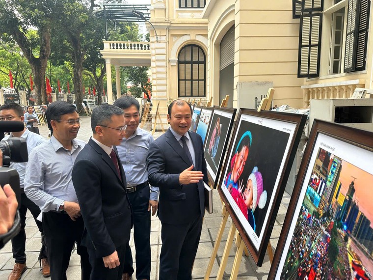 TP.HCM hưởng ứng chương trình "Việt Nam hạnh phúc - Happy Vietnam 2025" ảnh 1