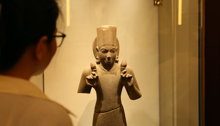 Chiêm ngưỡng “Bảo vật quốc gia - Những kiệt tác di sản tại TP.HCM” ảnh 9