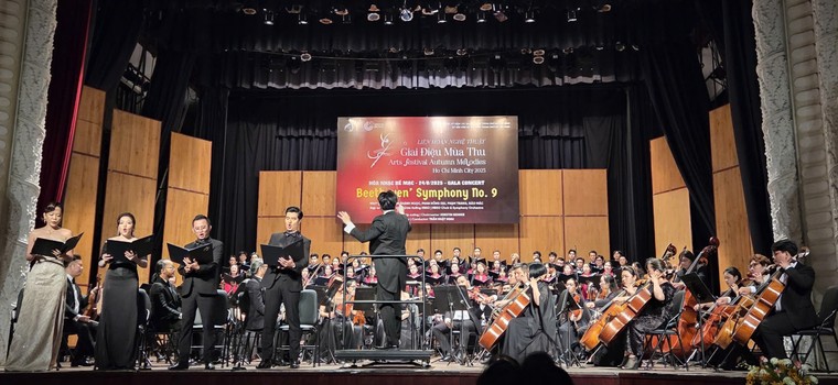 Những giai điệu kinh điển bế mạc Liên hoan nghệ thuật Giai điệu mùa Thu 2025 ảnh 1