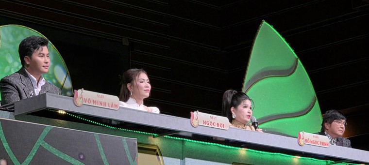 9 thí sinh vào chung kết Chuông vàng vọng cổ 2025 ảnh 2