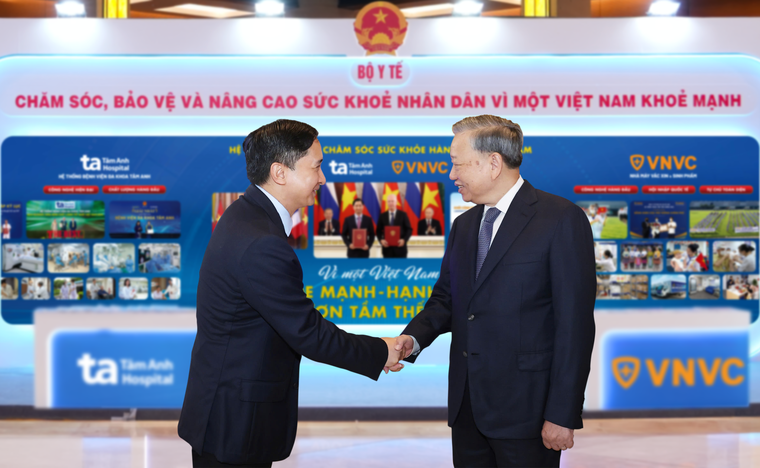 Bệnh viện Tâm Anh giới thiệu dàn Robot AI hiện đại trong Triển lãm tại Nhà quốc hội ảnh 4