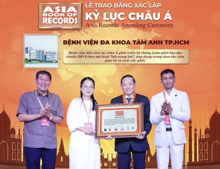 Labo phôi học thụ tinh ống nghiệm của Việt Nam được vinh danh Kỷ lục châu Á ảnh 1