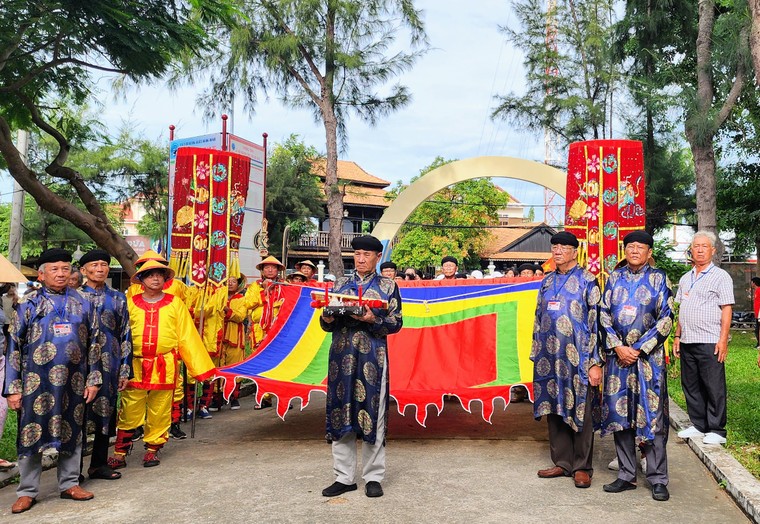 Lễ hội Nghinh Ông: Văn hóa đặc trưng hơn 200 năm của ngư dân miền biển Cần Giờ ảnh 1