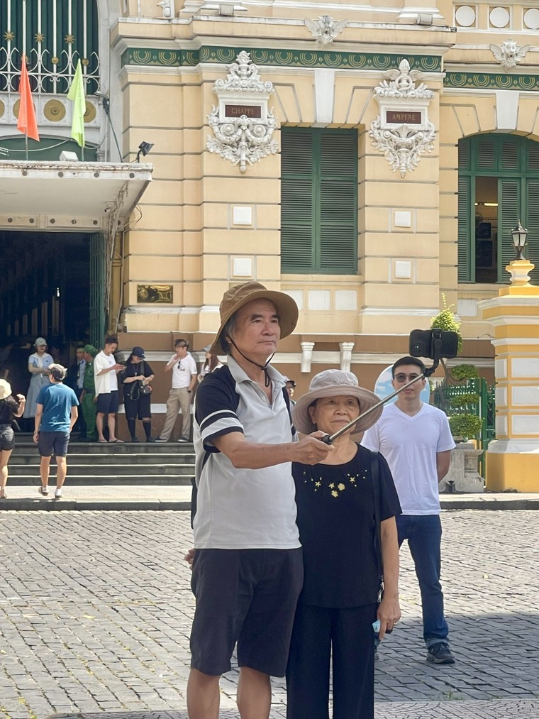 Bất ngờ khi Bưu điện TPHCM chưa phải là di tích ảnh 4