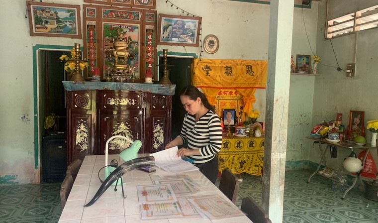 Chuyện nữ sinh lớp 9 ở Vĩnh Long - Bài 2: Dang dở ước mơ, tương lai mù mịt ảnh 2