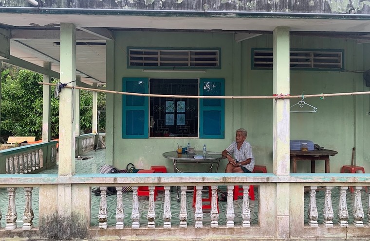 Chuyện nữ sinh lớp 9 ở Vĩnh Long - Bài 2: Dang dở ước mơ, tương lai mù mịt ảnh 4