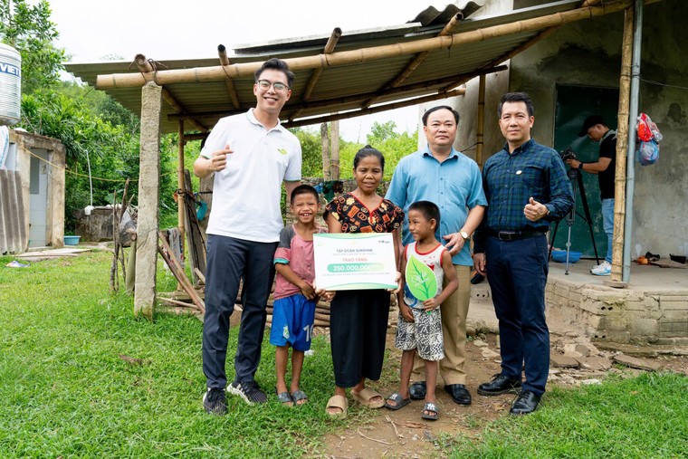 Sunshine Group tiếp tục lan tỏa hành trình “chạm tới trái tim” tại Phú Thọ & Đồng Tháp cùng Cặp lá yêu thương ảnh 5