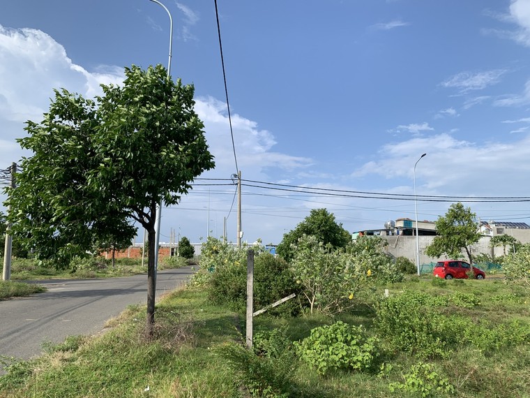 Dự án Khu nhà ở Khang Gia Hân - Bài 1: Khách hàng mua đất nhưng không được xây nhà! ảnh 1