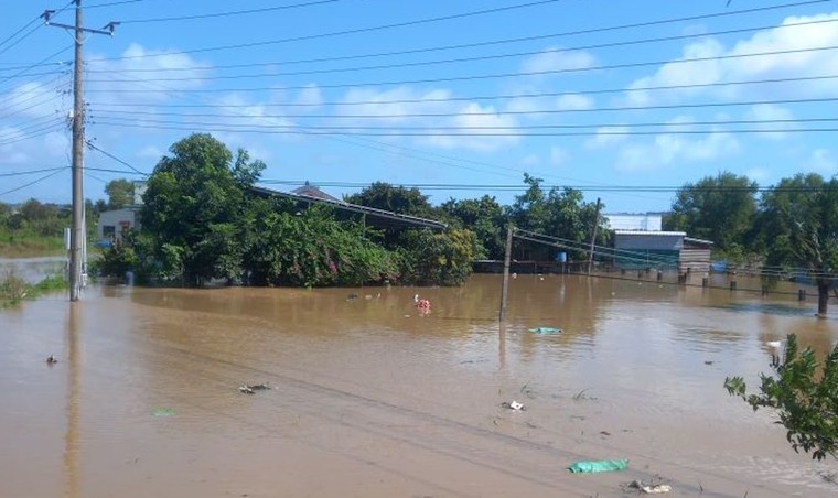 Lâm Đồng: Dân yêu cầu bồi thường vì xả lũ, Thuỷ lợi Bình Thuận nói bởi... thiên tai ảnh 1