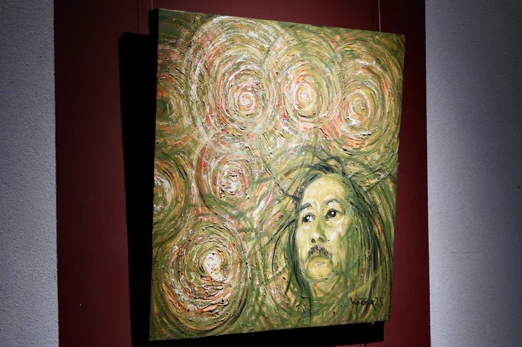 Họa sĩ Phạm Duy Hoàng triển lãm lần đầu ở tuổi 60 ảnh 1