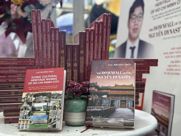 Lưu Phương Trực: Gen Z viết sách sử Việt bằng tiếng Anh ảnh 1