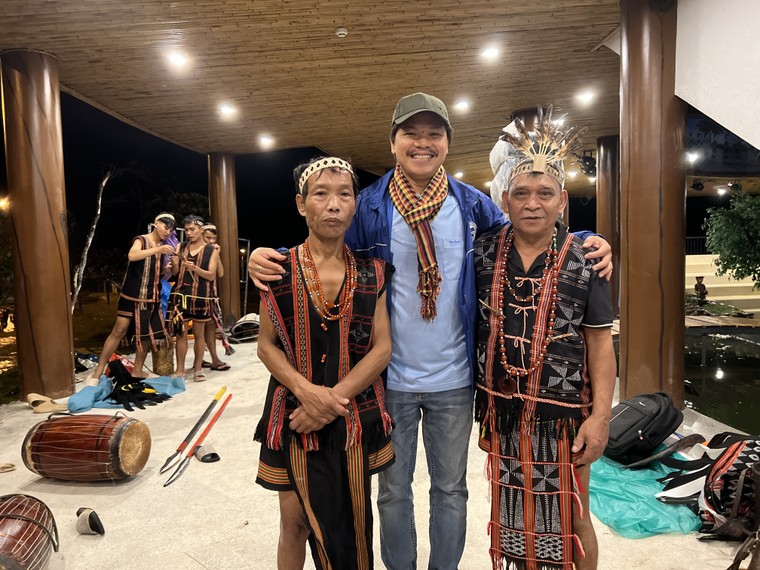 “Miền ký ức Cơ Tu”: Xem một vở diễn hiểu được một cộng đồng ảnh 4