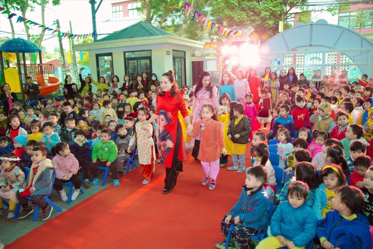 Sự kiện chào 2023 tưng bừng sắc xuân của trường Mầm non Sao Mai ảnh 2