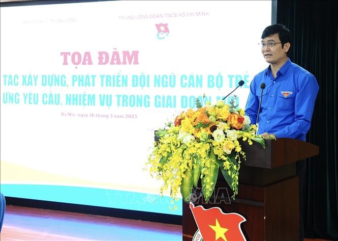 Cần chính sách phù hợp cho cán bộ trẻ có năng lực nổi trội ảnh 1