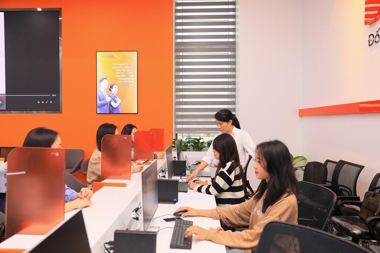 Khánh thành “Trung tâm thực hành Tài chính Ngân hàng SHB – VNU” tại ĐHQG-HN ảnh 3