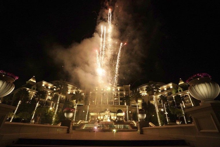 Rực rỡ dạ tiệc countdown tại các quần thể du lịch Vinpearl ảnh 13