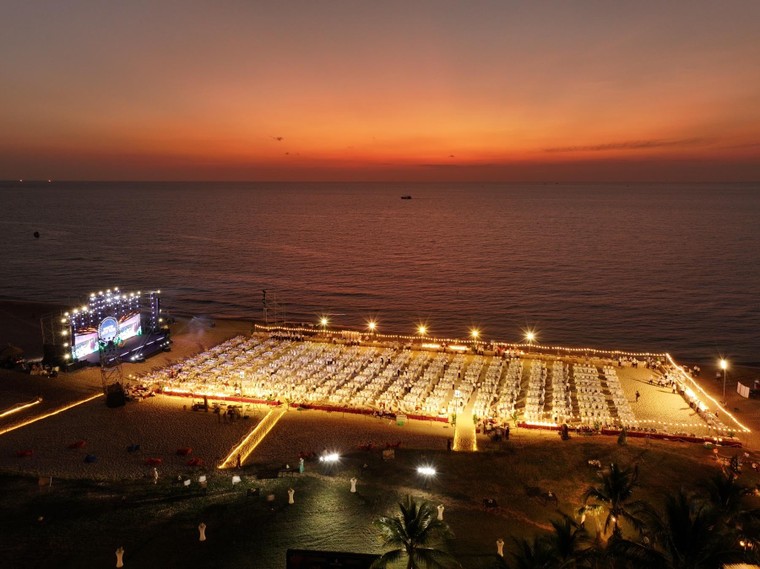 Rực rỡ dạ tiệc countdown tại các quần thể du lịch Vinpearl ảnh 4