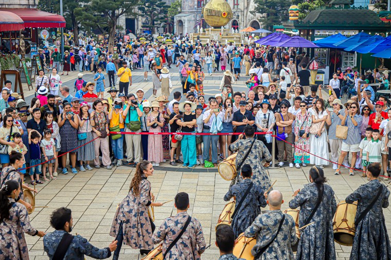 TS Võ Trí Thành: Đà Nẵng đáng sống bởi con người thân thiện, tình nghĩa, tương trợ nhau ảnh 2