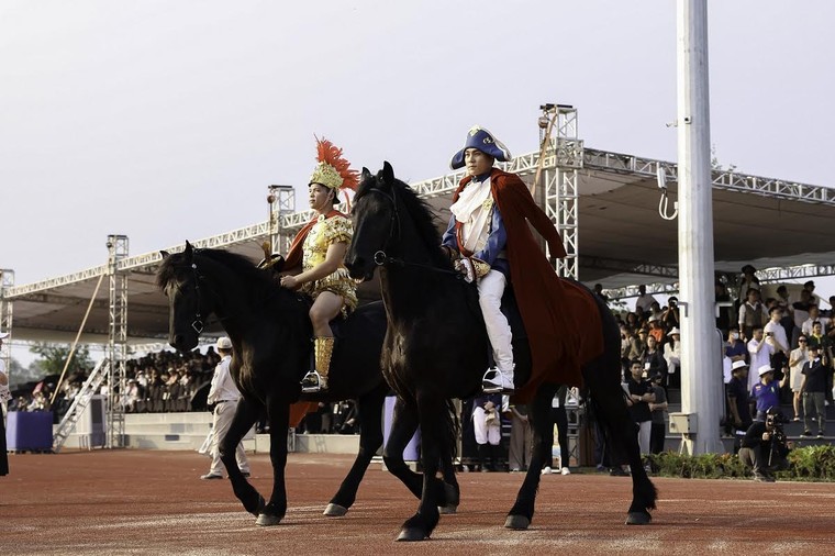 Idol XIUMIN cùng 100.000 khán giả “phá đảo” điểm đến quốc tế mới Vũ Yên ảnh 11