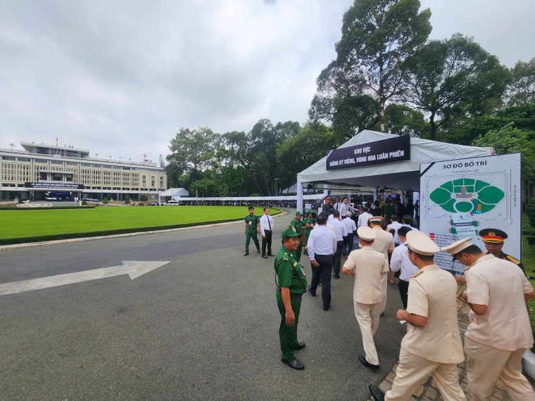 TRỰC TIẾP: Lễ truy điệu và an táng Tổng Bí thư Nguyễn Phú Trọng ảnh 45