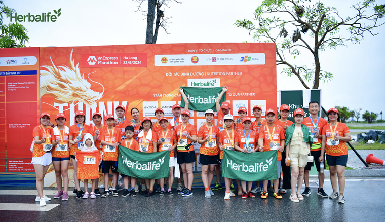 Herbalife Việt Nam khuyến khích lối sống năng động lành mạnh cùng giải chạy VnExpress Marathon Hạ Long 2024 ảnh 3