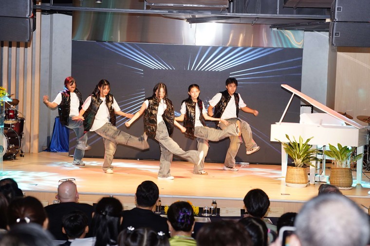 Mở cánh cửa nghệ thuật cùng Trường Âm nhạc và Nghệ thuật Victoria by Erato ảnh 4