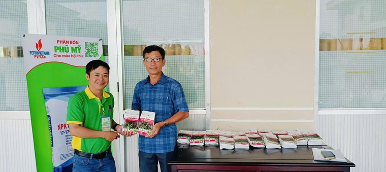 Phú Mỹ: Đồng hành thiết thực cùng bà con nông dân qua chương trình “Bác sĩ nông học” ảnh 7