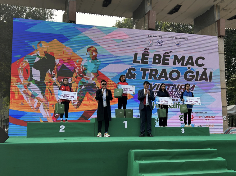 Herbalife Việt Nam tài trợ Chương trình “Chào Năm Mới 2025” tại Hà Nội để khuyến khích lối sống năng động lành mạnh ảnh 5