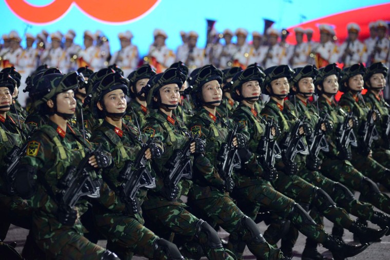 Mãn nhãn buổi sơ duyệt cấp Nhà nước Lễ kỷ niệm 50 năm Ngày Giải phóng miền Nam, thống nhất đất nước ảnh 4