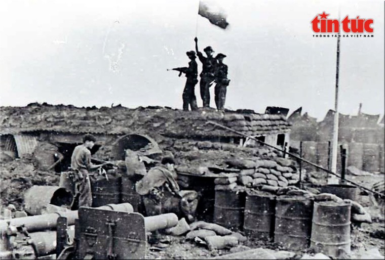 Triển lãm chuyên đề "Non sông liền một dải" kỷ niệm 50 năm ngày giải phóng miền Nam ảnh 4