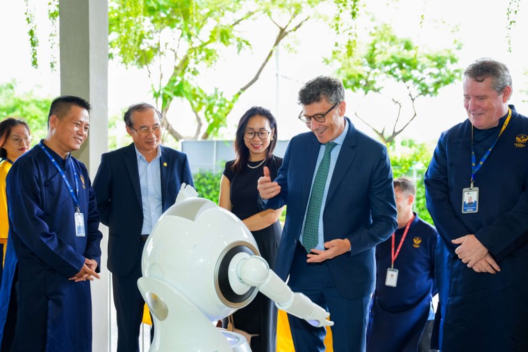 Victoria School tiên phong triển khai giáo dục AI nhân ái, kiến tạo công dân số toàn diện ảnh 8