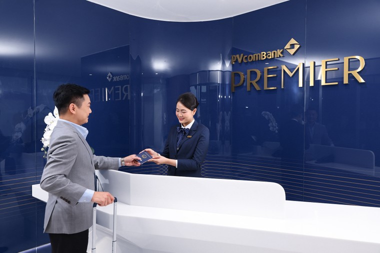 Tận hưởng đặc quyền lối đi ưu tiên tại phòng chờ PVcomBank Premier Lounge ảnh 1