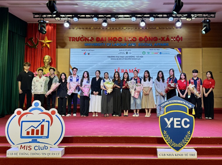 Trường Đại học Lao động Xã hội ra mắt hai câu lạc bộ chuyên ngành mới cho sinh viên ảnh 11