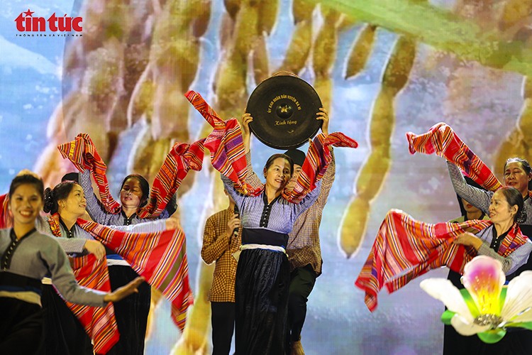 Nghệ nhân Mường lan tỏa văn hóa truyền thống tại Thủ đô ảnh 2