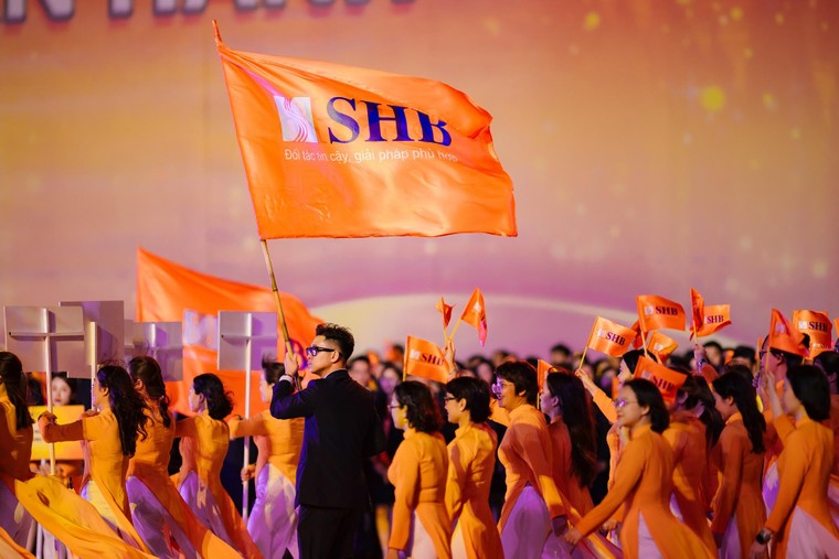 Fortune xếp SHB trong Top 100 nơi làm việc xuất sắc nhất Đông Nam Á, dẫn đầu ngành ngân hàng Việt Nam ảnh 1