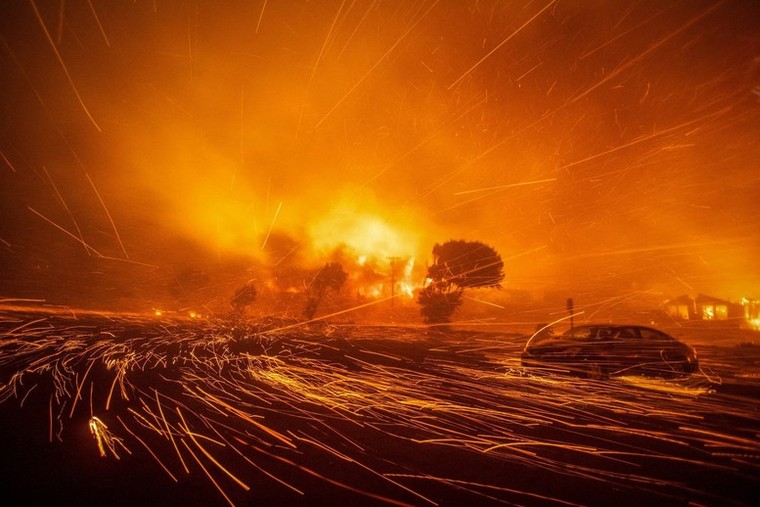 Thế giới 2025 qua ống kính toàn cầu ảnh 1