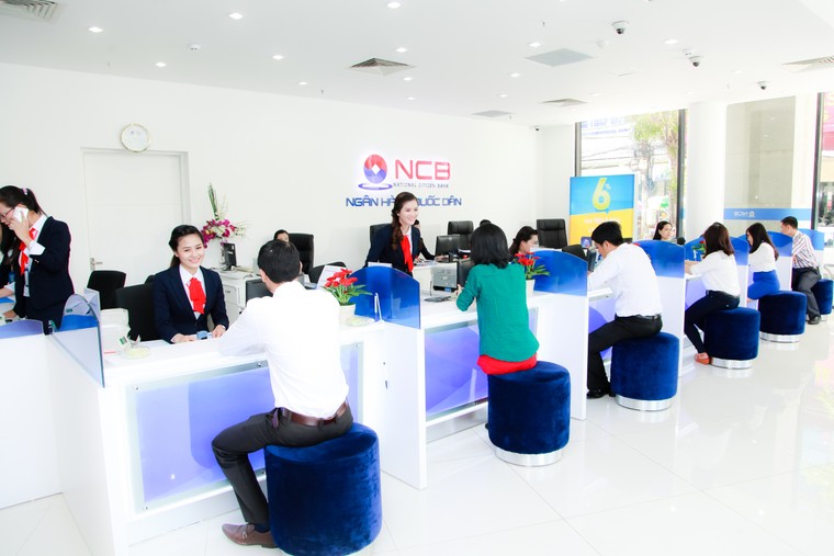 Khách báo mất 9 tỷ đồng trong tài khoản ngân hàng Quốc Dân ảnh 1