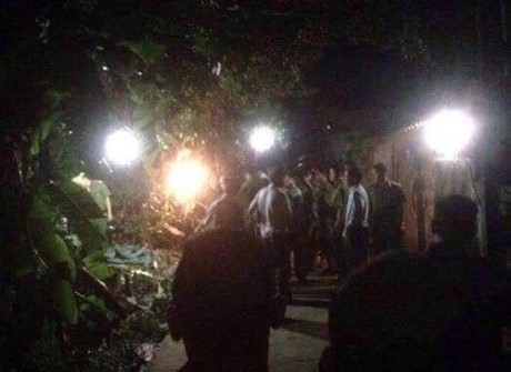 Nghi phạm giết cụ bà lau sạch hiện trường, cho quần áo vào máy giặt ảnh 1