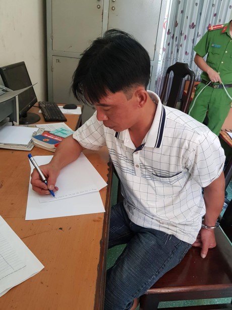 Nghi phạm giết cụ bà lau sạch hiện trường, cho quần áo vào máy giặt ảnh 3